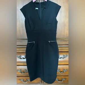 Maggy London Black Bodycon Sleeveless Sheath Dress with Zippered Front Pocket